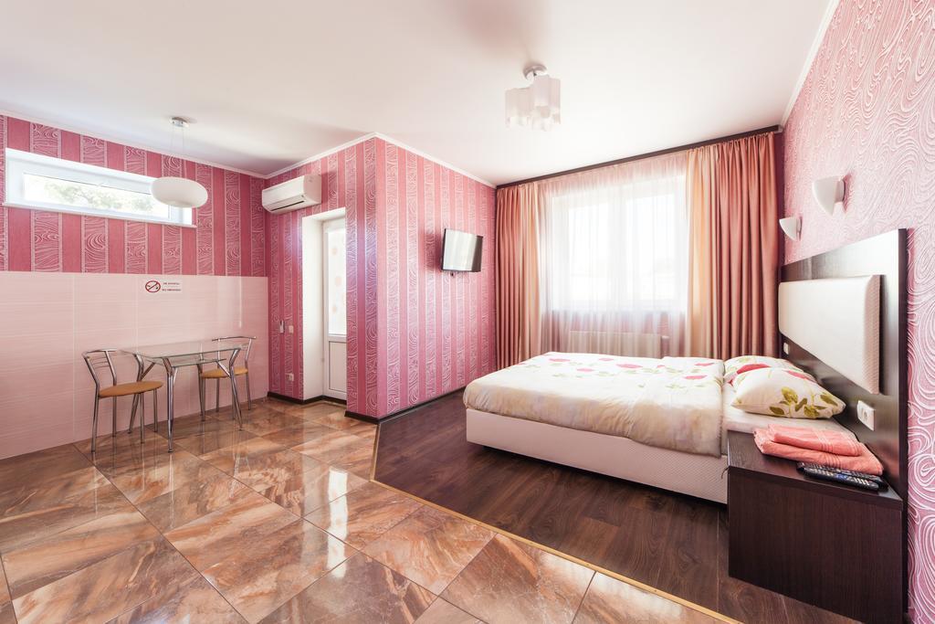 Home Comfort Livoberezhna Iec Kiev מראה חיצוני תמונה